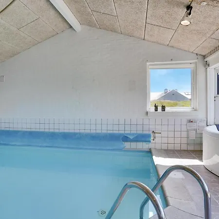 Beautiful In Hjrring With Sauna, Wifi And Indoor Swimming Pool * Lønstrup